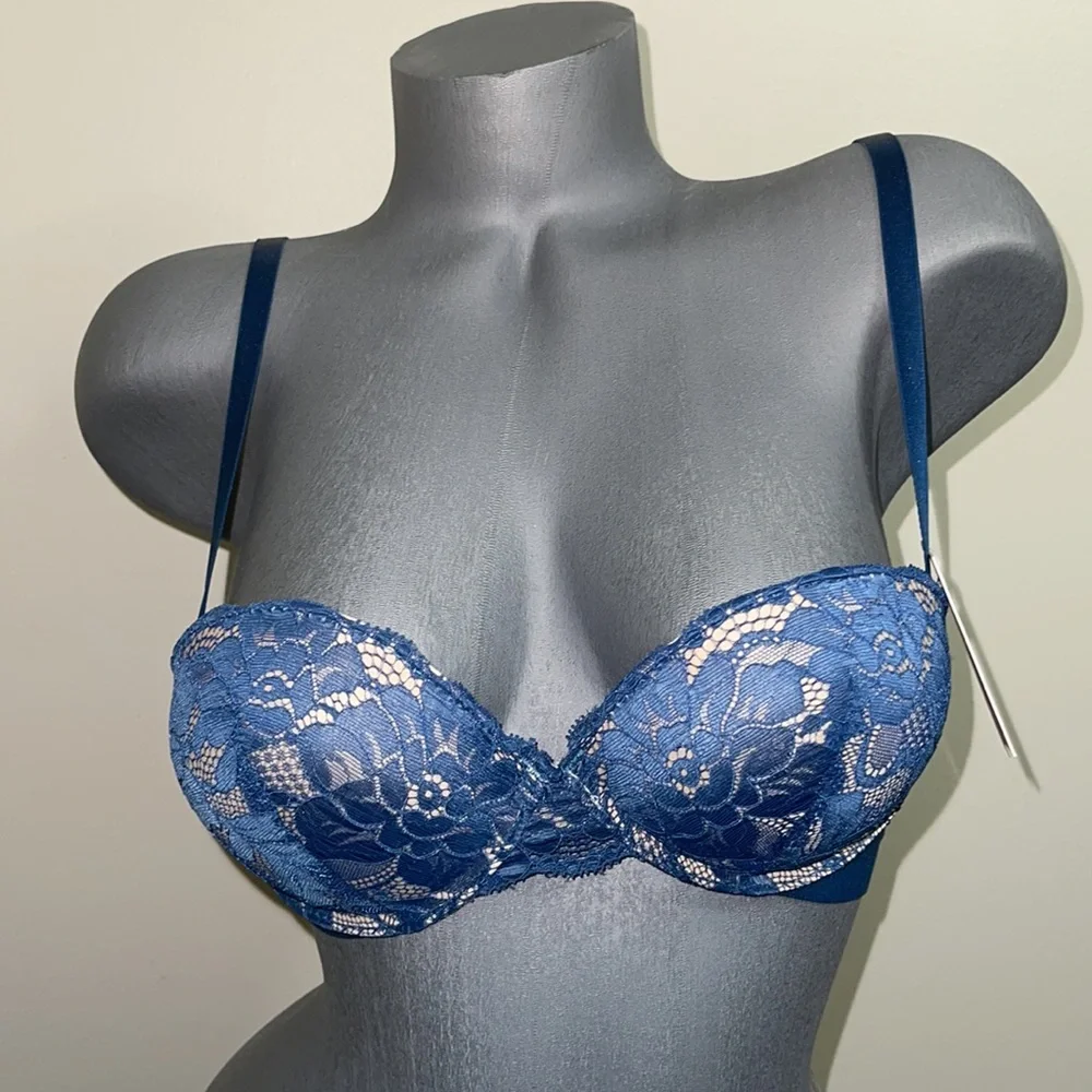 Super Push Up Extreme Padded Maximum Lift Lace Multi-way Strapless Bra. NWT